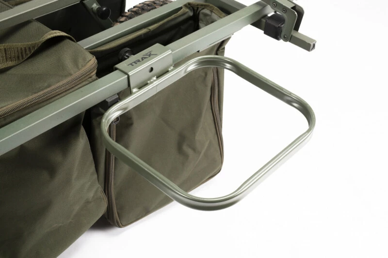 Nash Barrow Bucket Outrigger Side (zijkant) 10/17L 1 Nash Barrow Bucket Outrigger Side (zijkant) 10/17L