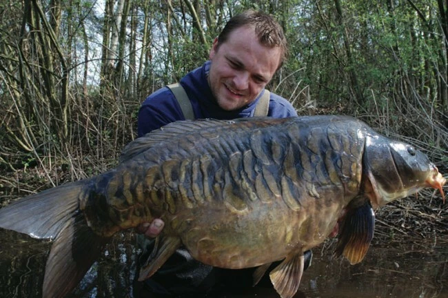 Korda Telling Tales - 2010 A Year In Carp Fishing - Korda 2 Korda Telling Tales - 2010 A Year In Carp Fishing - Korda - Afbeelding 2